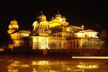 Golden Triangle with Lakes